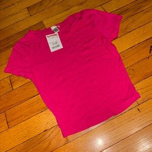 NWT Bozzolo Fuchsia Short Sleeve Tee